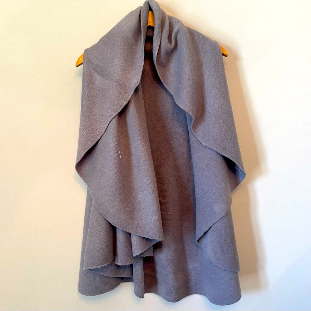 Sleeveless Poncho